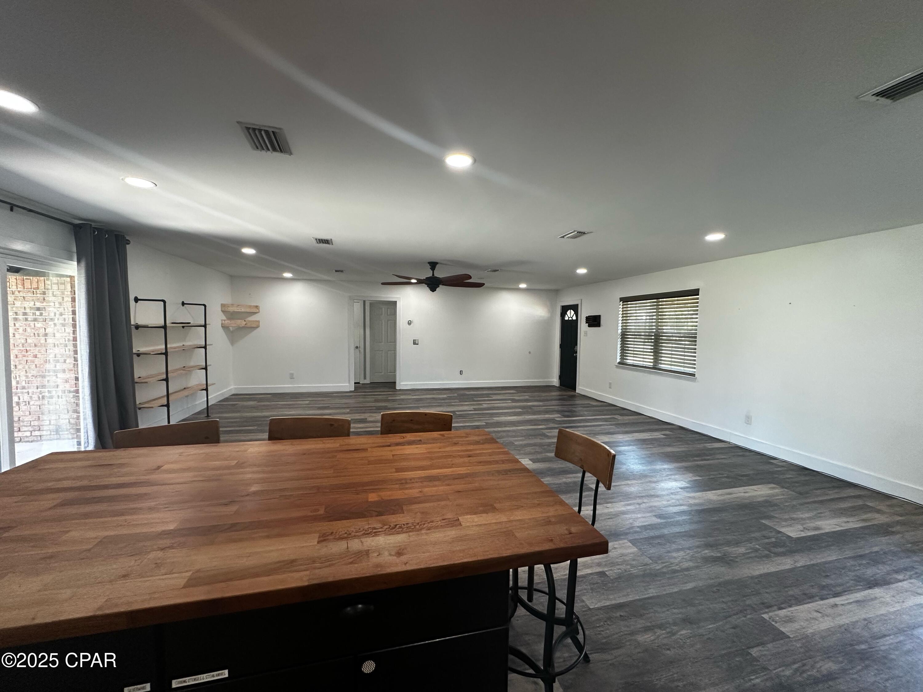 Image 10 For 112 Woodlawn Drive