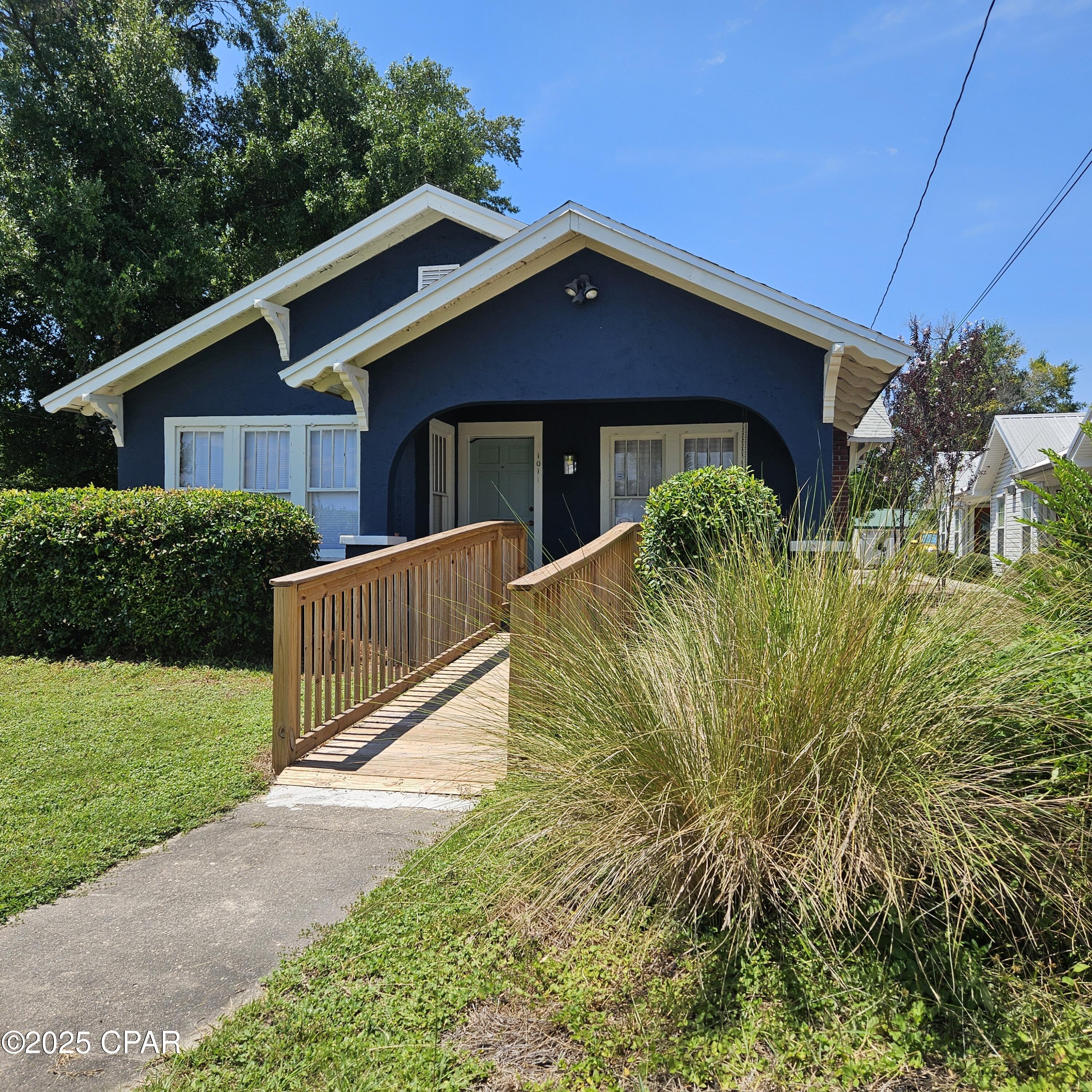 Image 1 For 1011 Grace Avenue