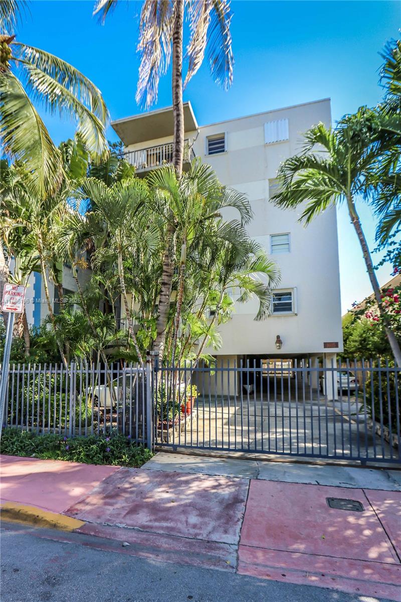 Property photo # 0