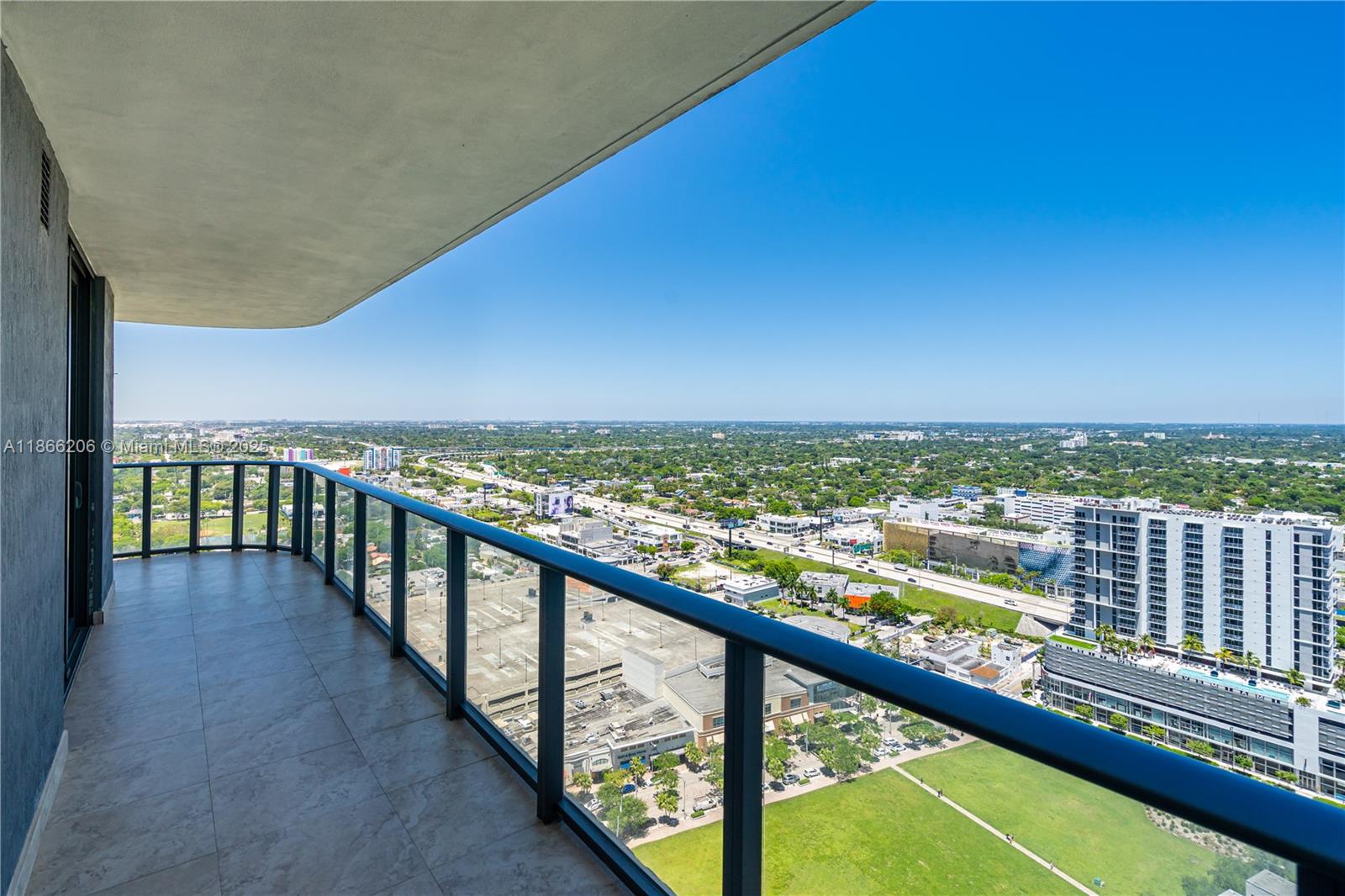 121 NE 34th St #3116, Miami FL 33137