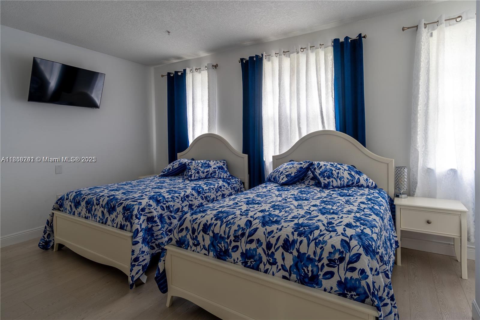 Property photo # 3