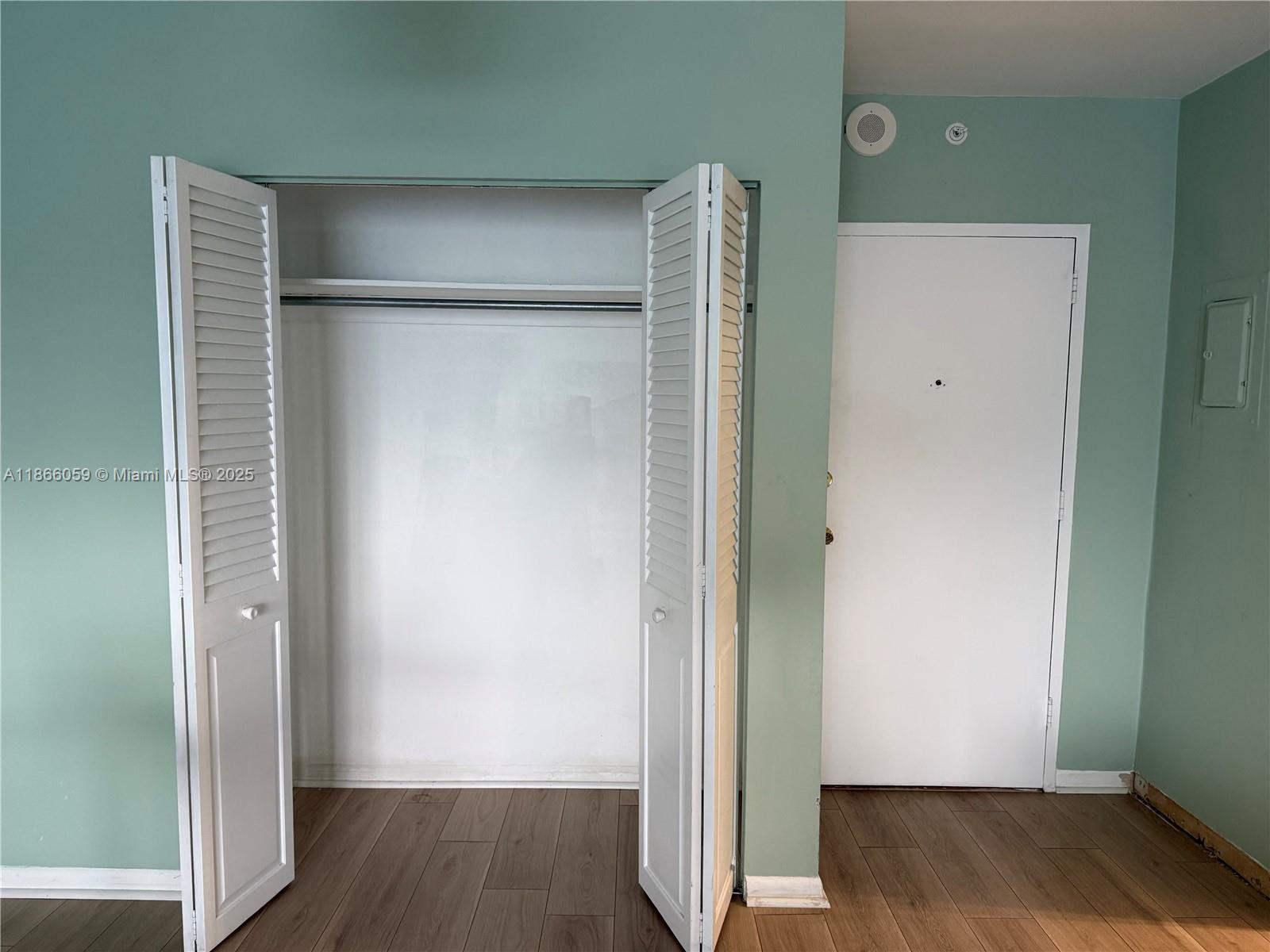 Property photo # 4