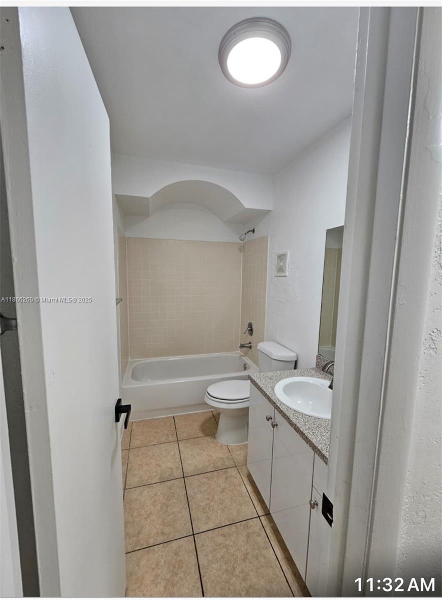Property photo # 8
