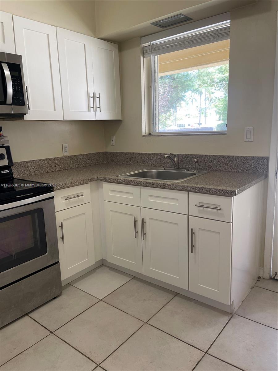 Property photo # 3