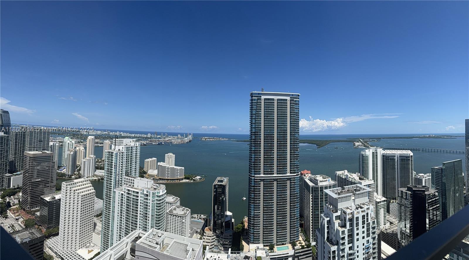 1000 Brickell Plz #4803, Miami FL 33131