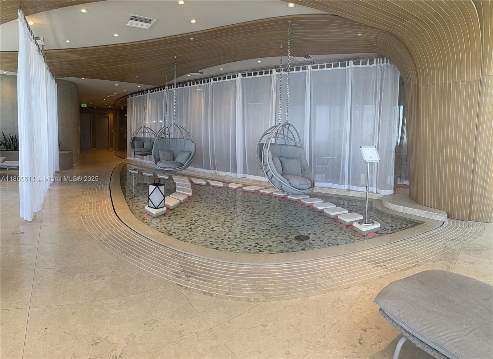 1000 Brickell Plz #4803, Miami FL 33131