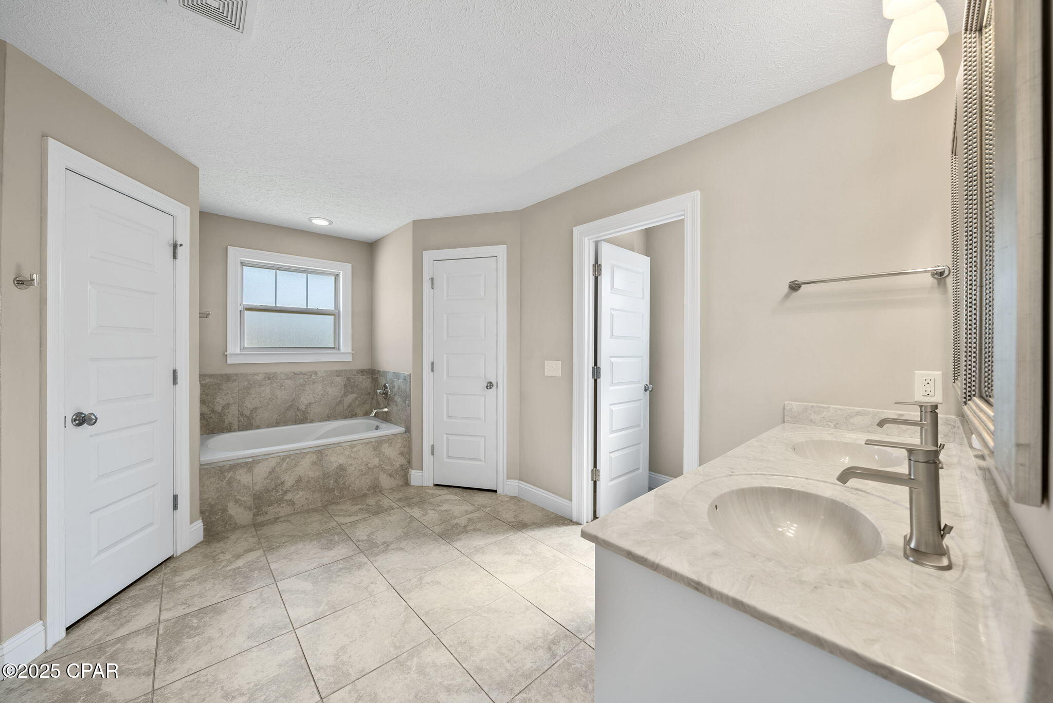 Image 4 For 3542 Azalea Way