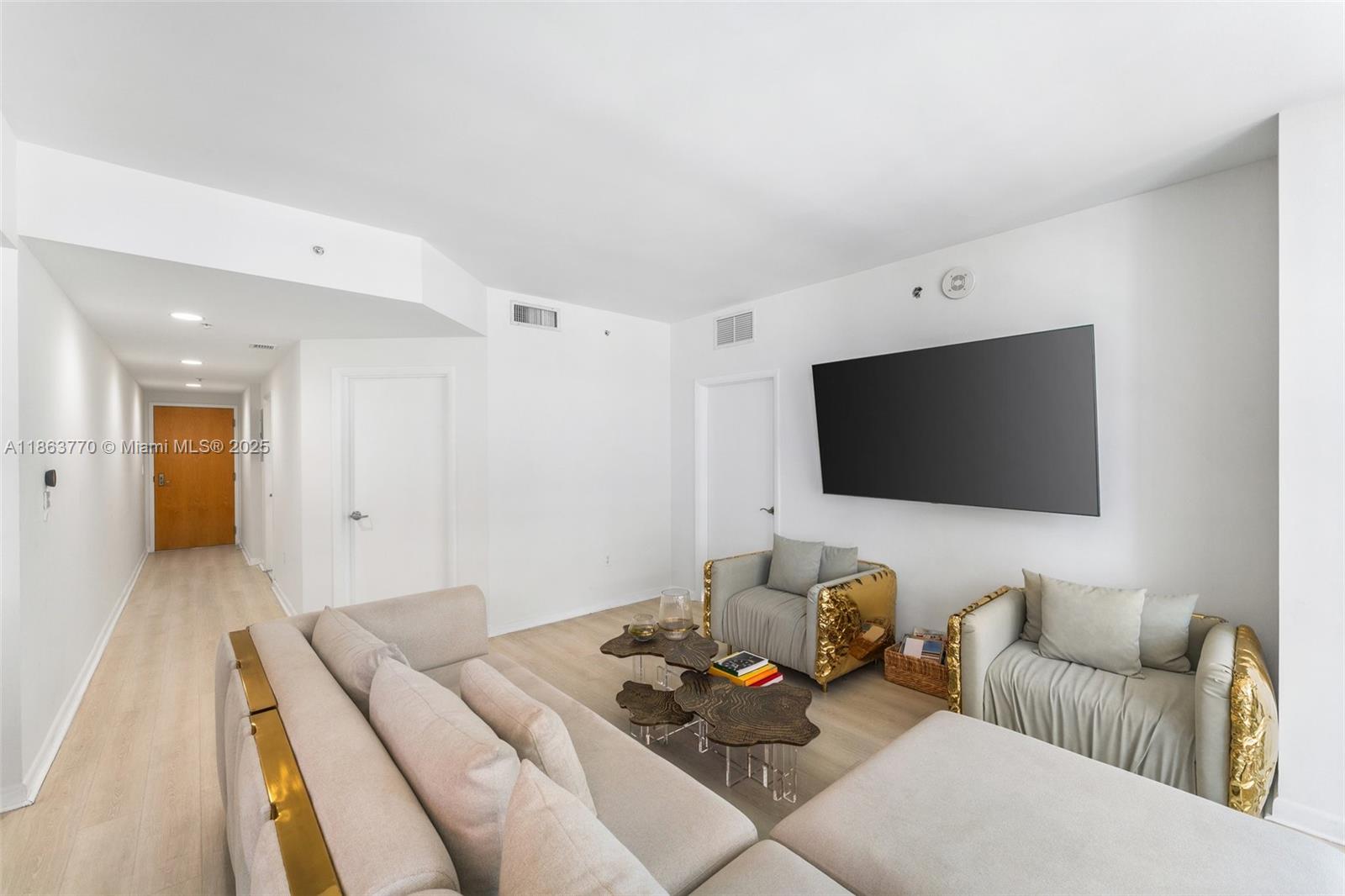 Property photo # 4