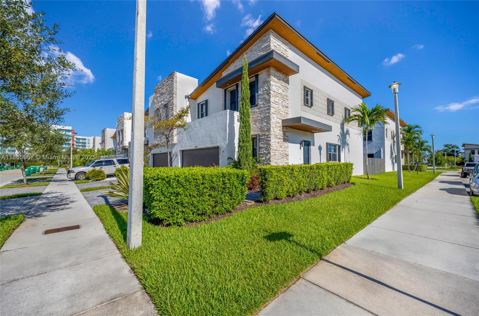 Property photo # 9