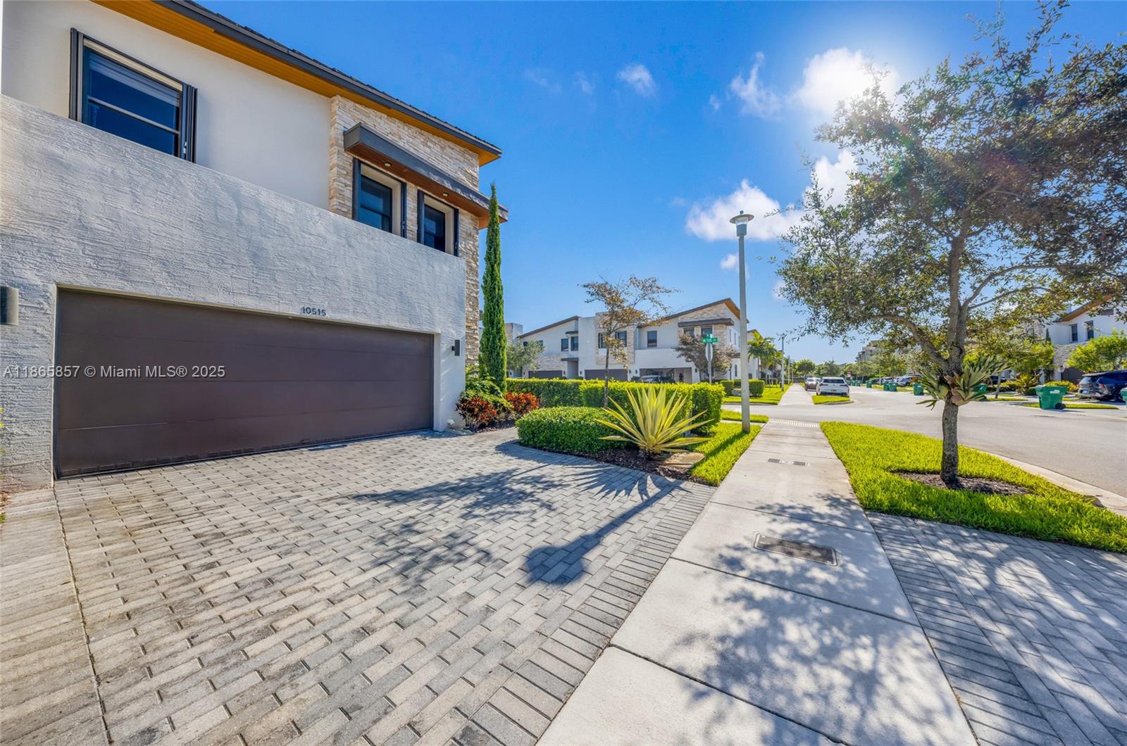 Property photo # 2