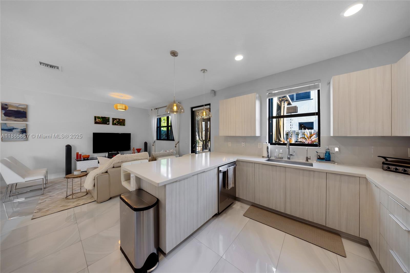Property photo # 7