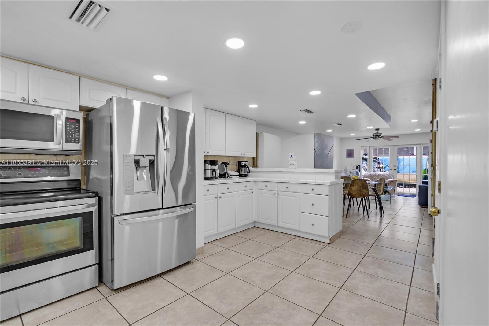 Property photo # 0