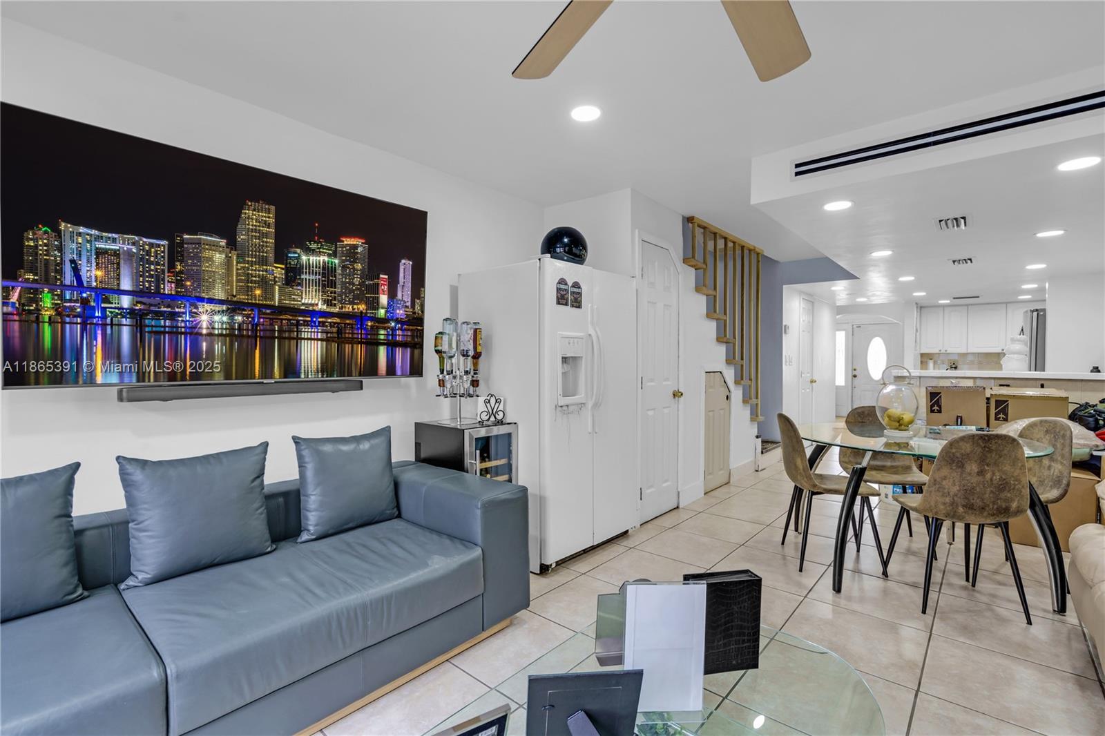 Property photo # 2