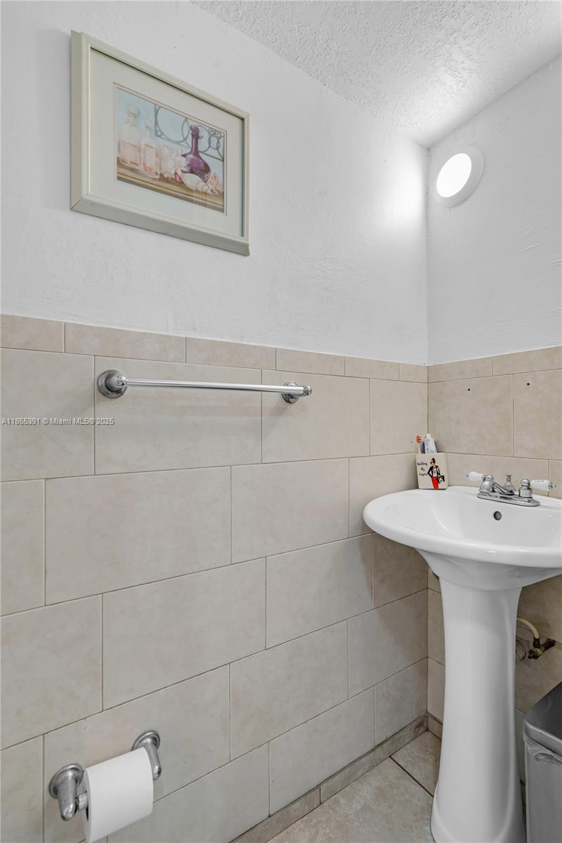 Property photo # 7