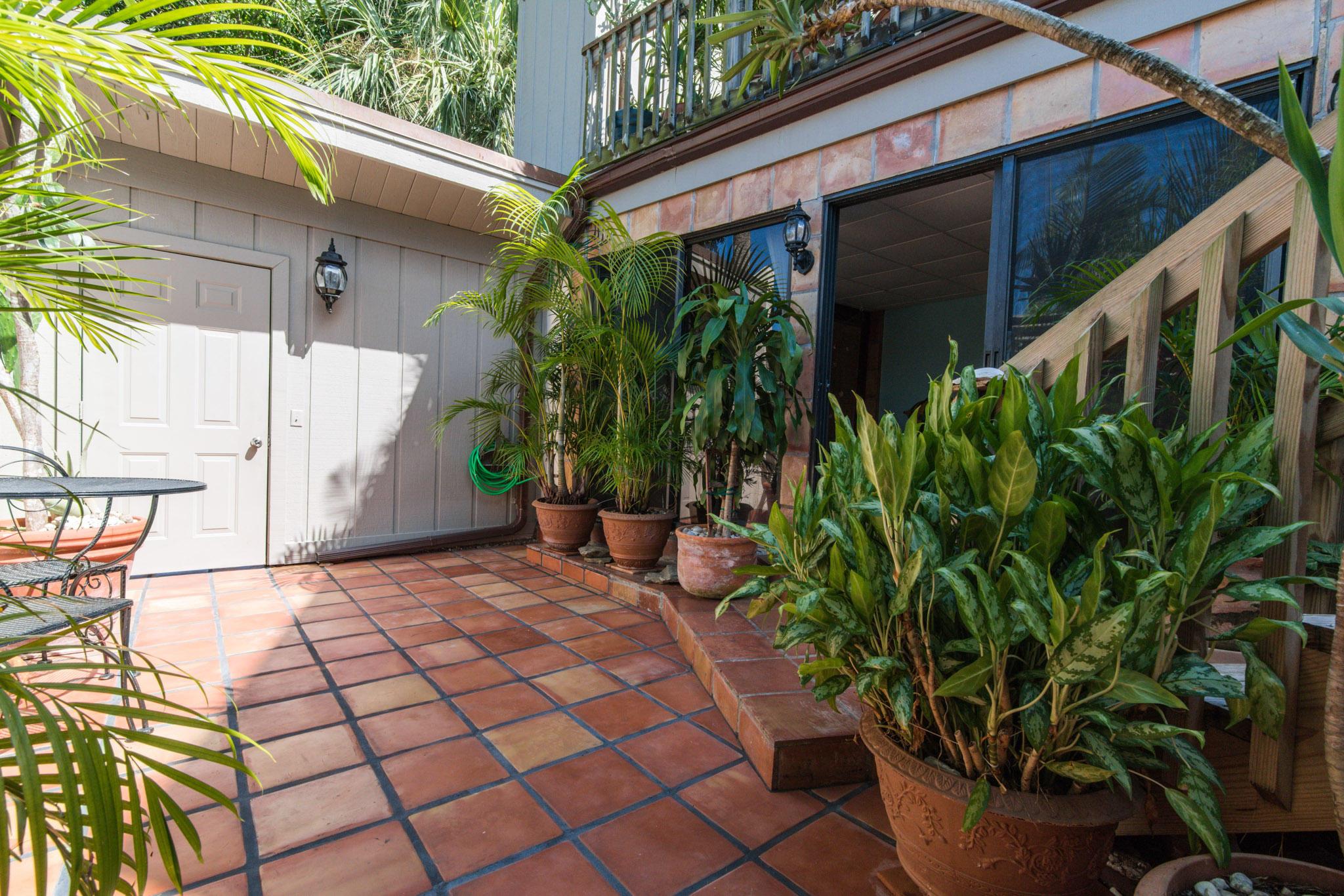 Image to showcase the property located at 1605 S Us Highway 1 Sl3f