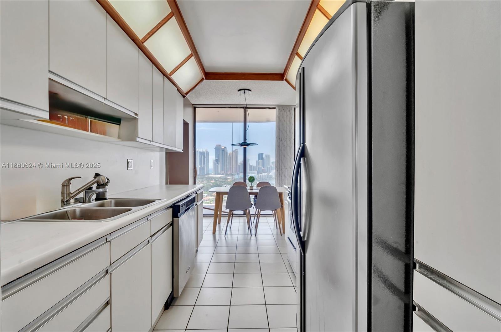 Property photo # 2