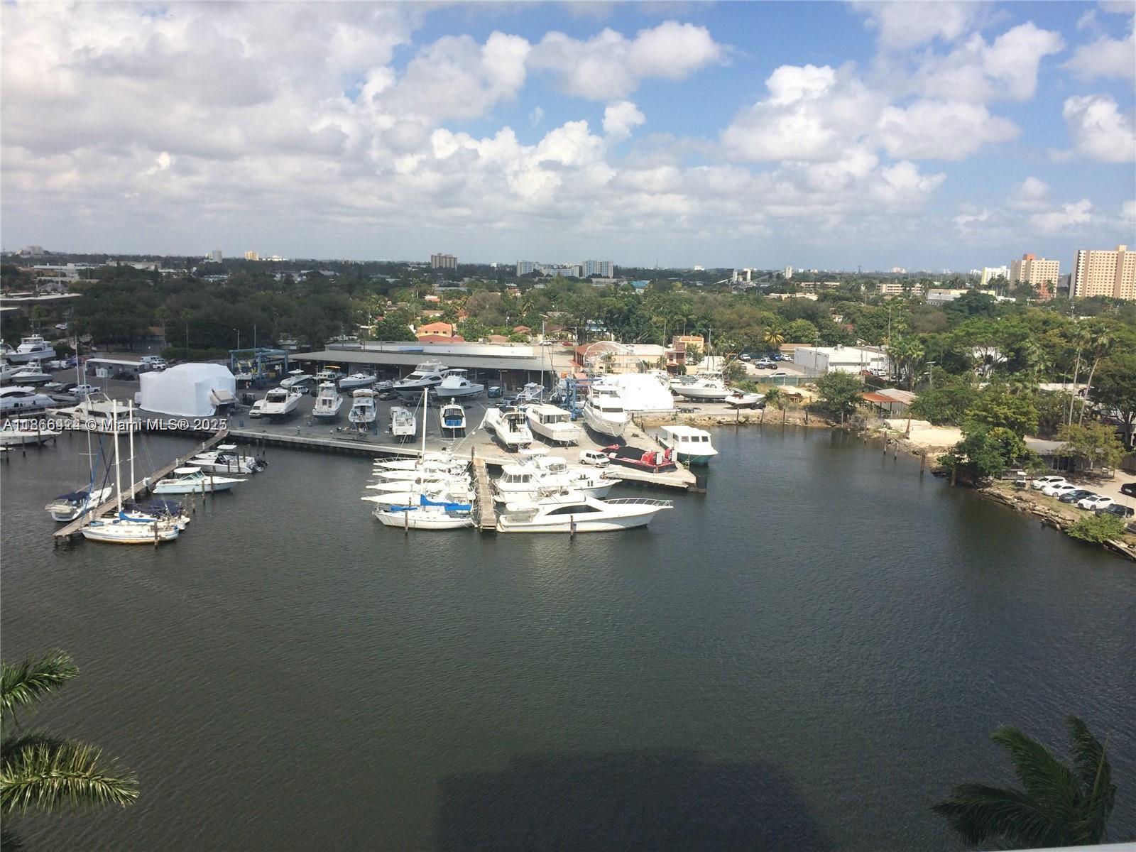 Terrazas Riverpark Villag