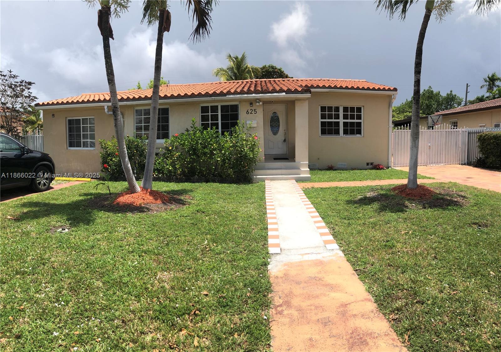 Property photo # 0