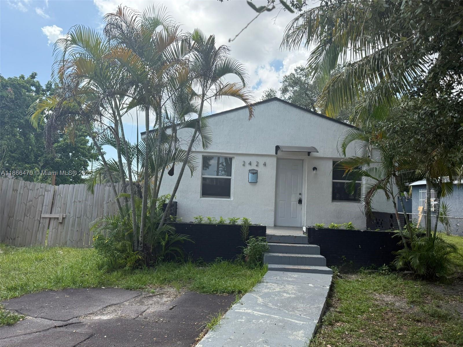 Property photo # 0