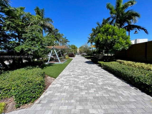Property photo # 2
