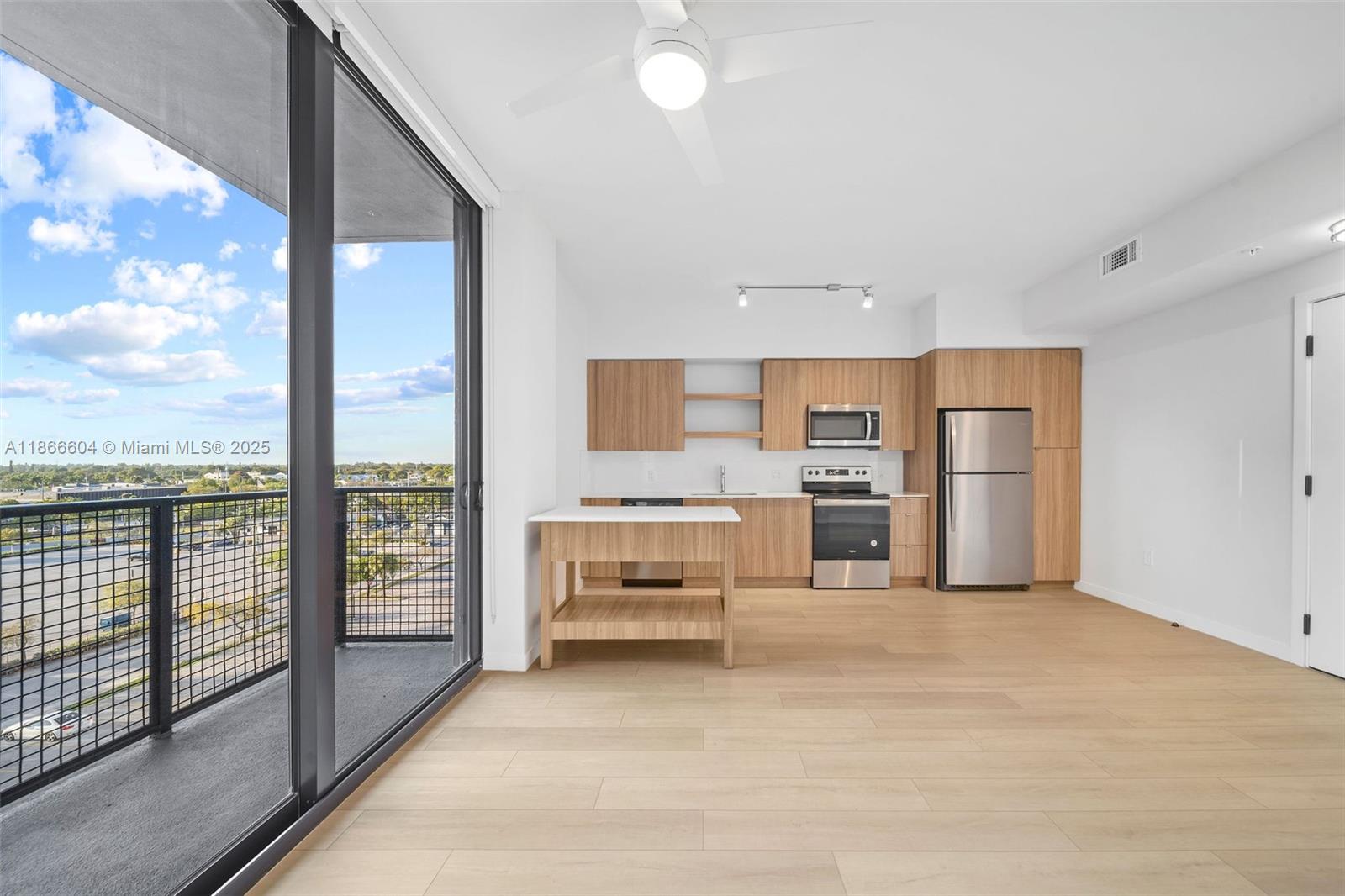 Property photo # 9