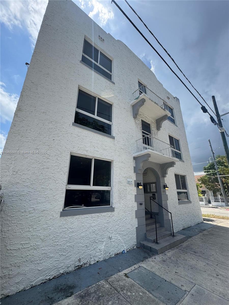 Property photo # 0