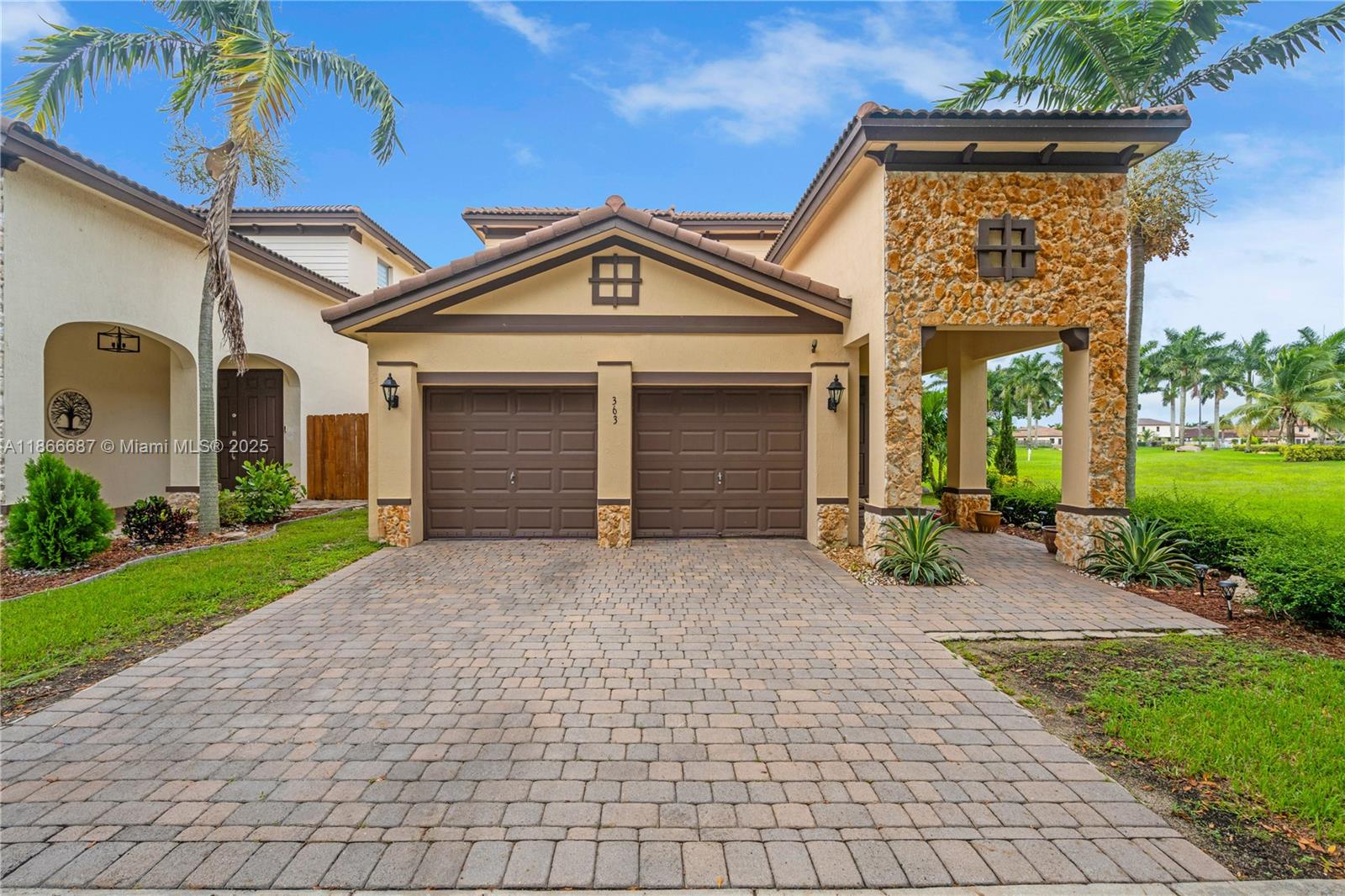Property photo # 0