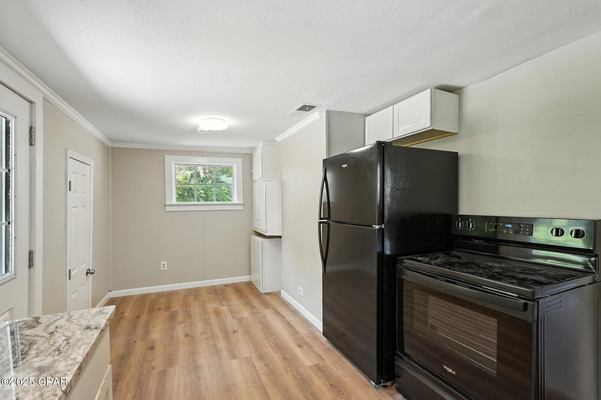 Image 7 For 625 3rd Street
