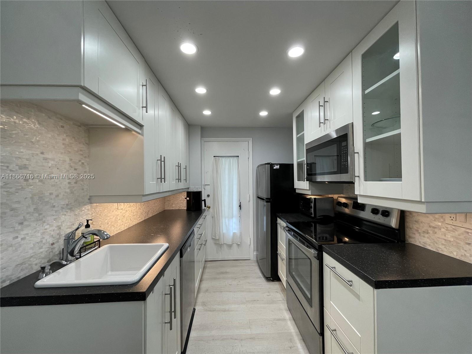 Property photo # 7
