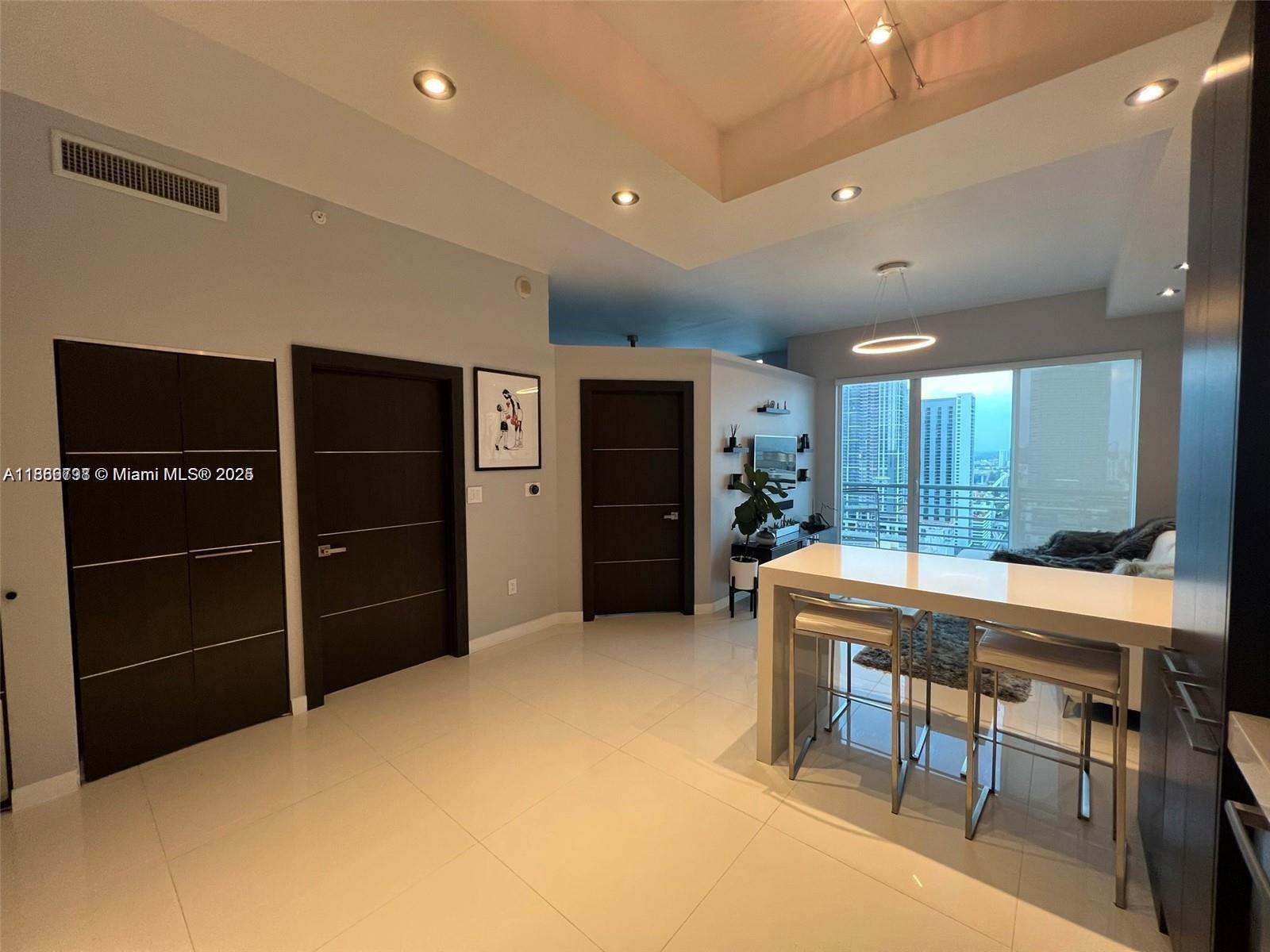 133 NE 2nd Ave #3207, Miami FL 33132