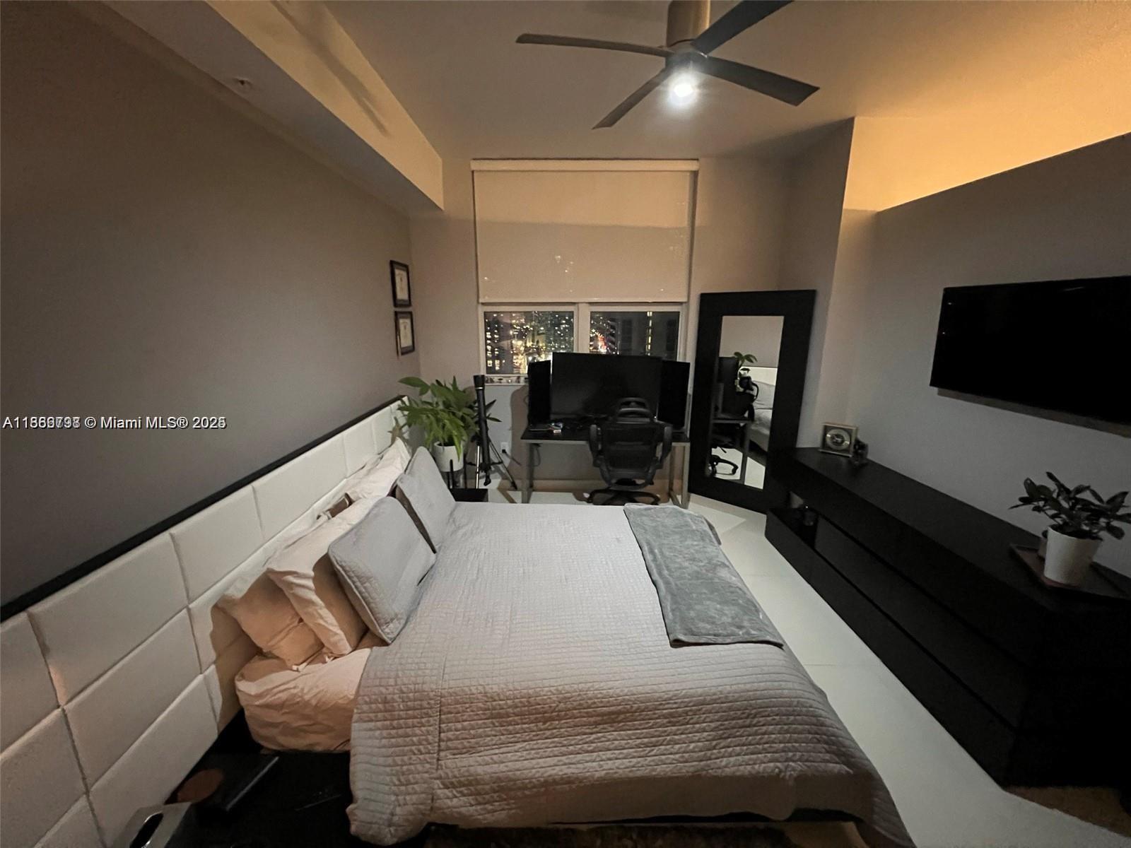 133 NE 2nd Ave #3207, Miami FL 33132