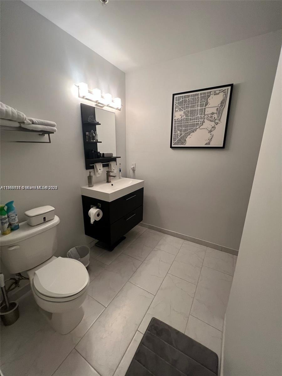 133 NE 2nd Ave #3207, Miami FL 33132