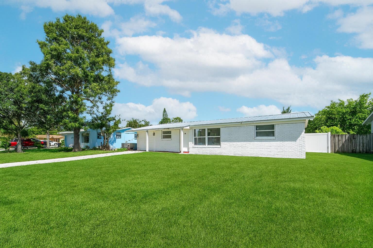 Totally renovated 3 bedroom 2 bath home located in the heart of Jupiter.  Large fenced back yard for added pleasure.  New kitchen and newly painted throughout.  Split floor plan with plenty of windows to let the sunshine in.