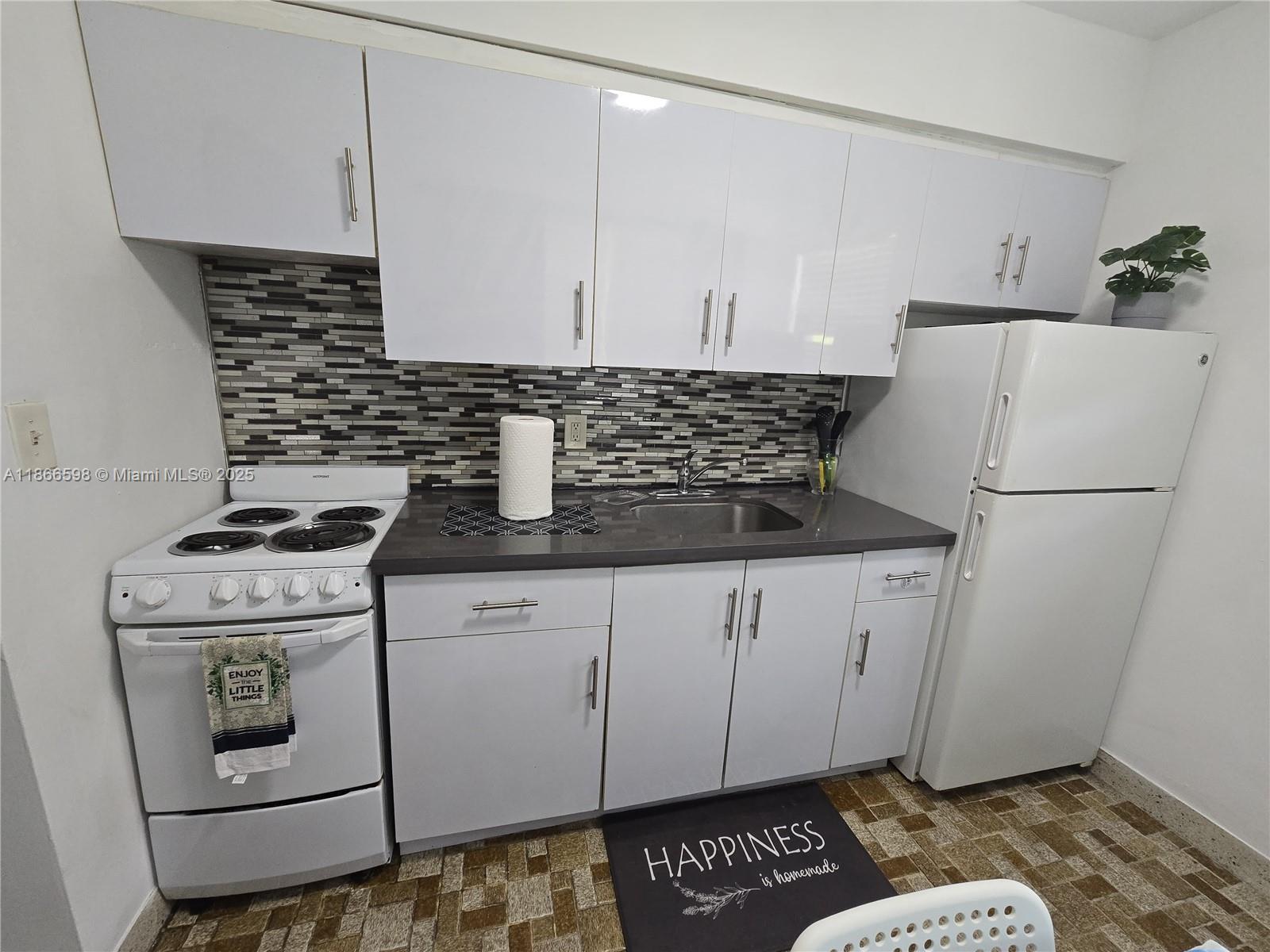 Property photo # 2