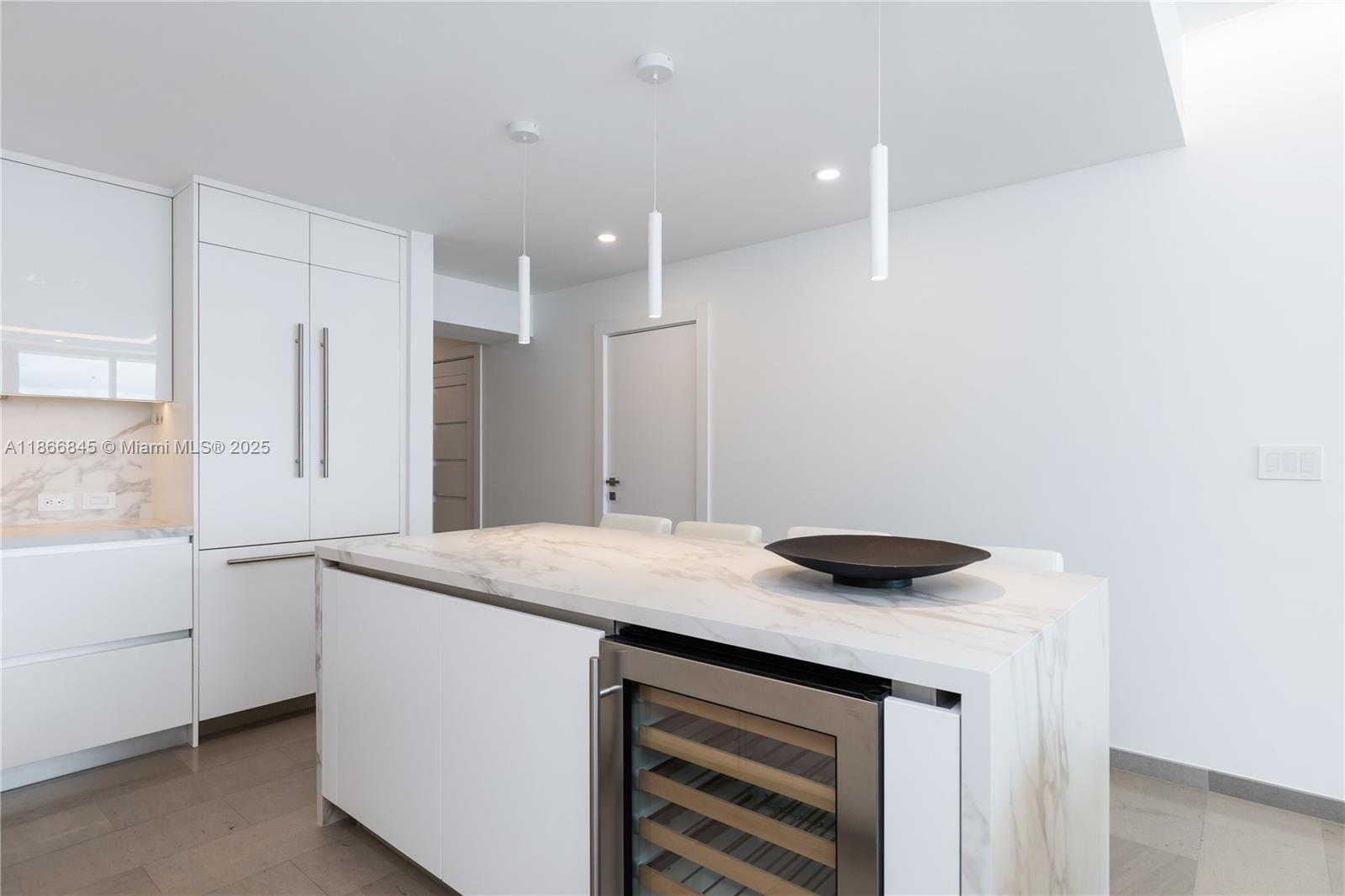 88 SW 7th St #3406, Miami FL 33130