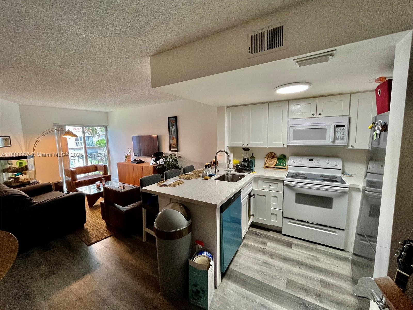 Property photo # 8