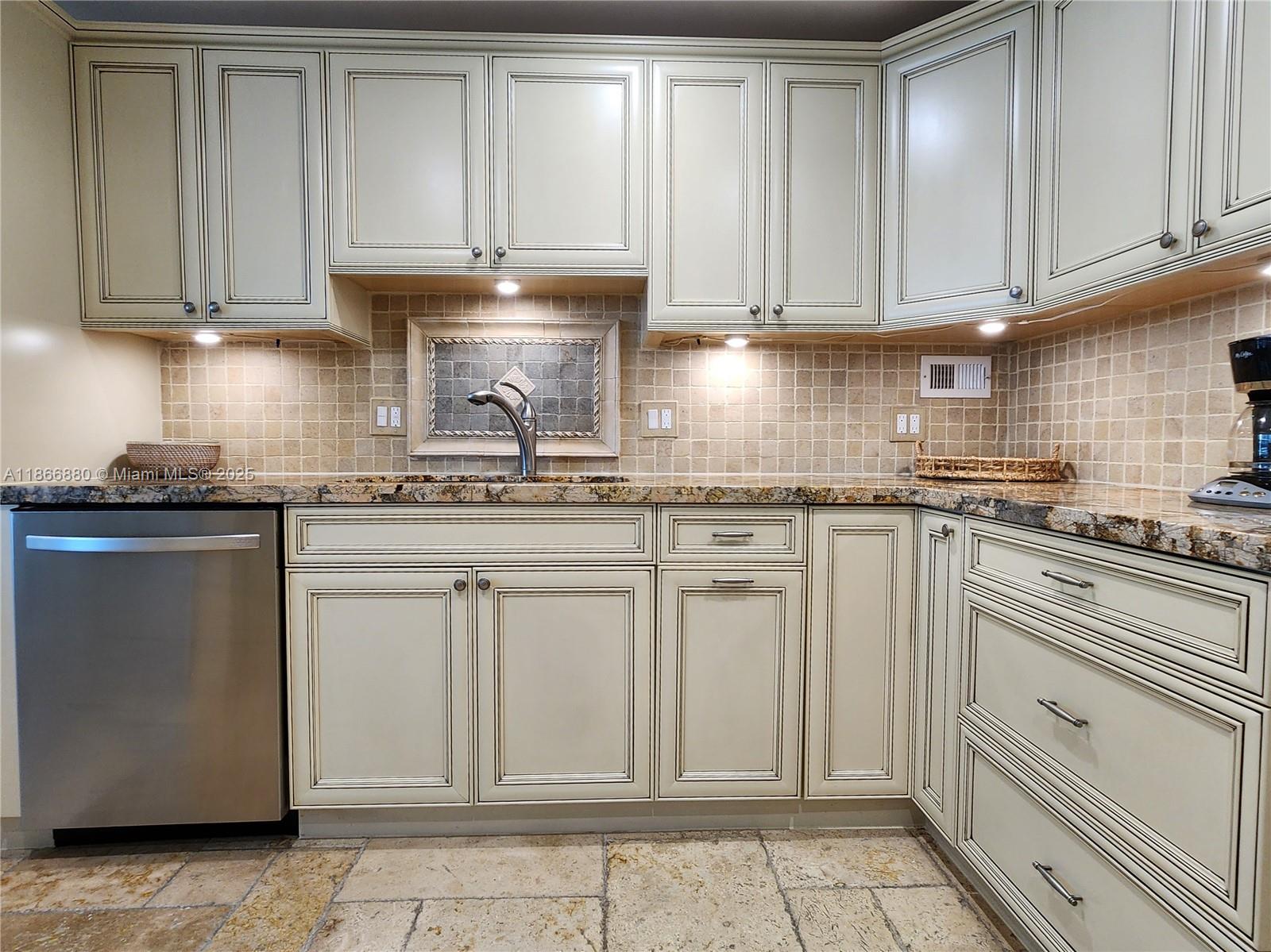Property photo # 2
