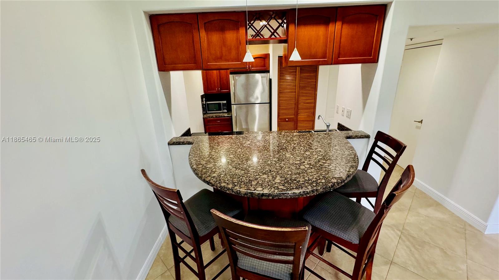 Property photo # 0