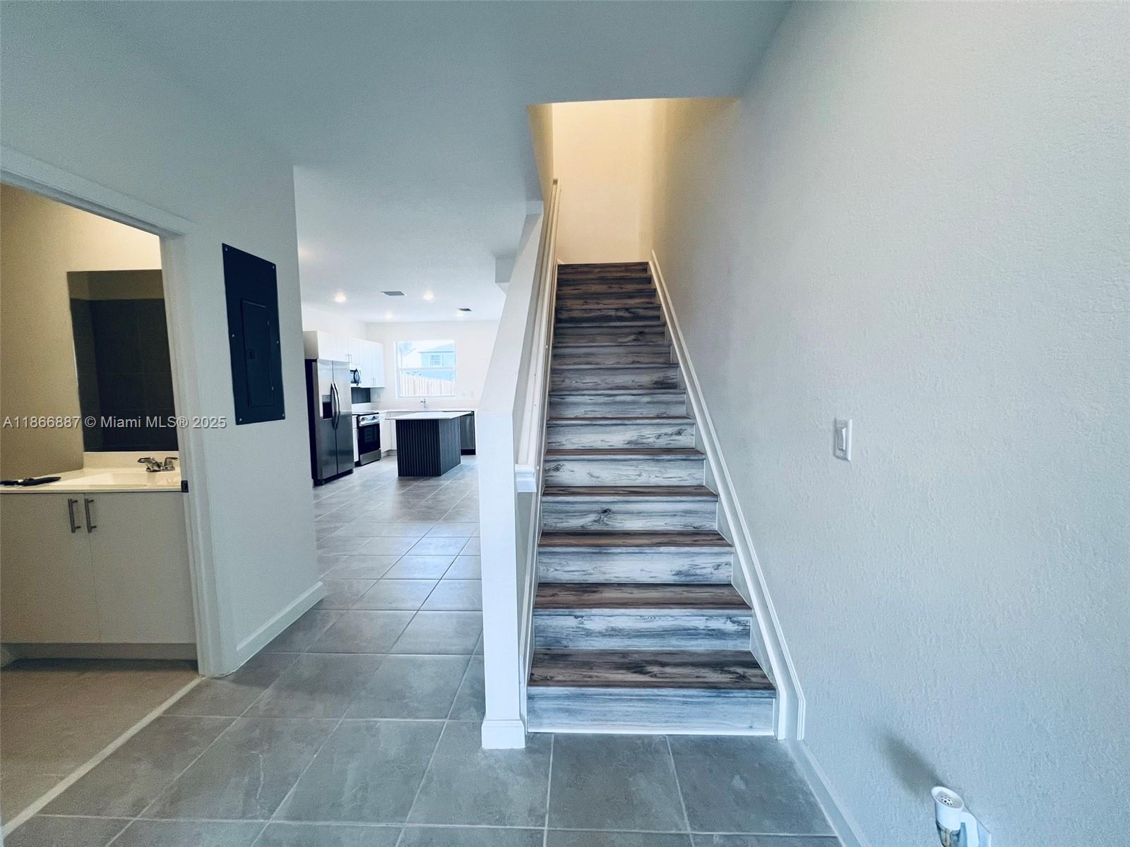 Property photo # 3