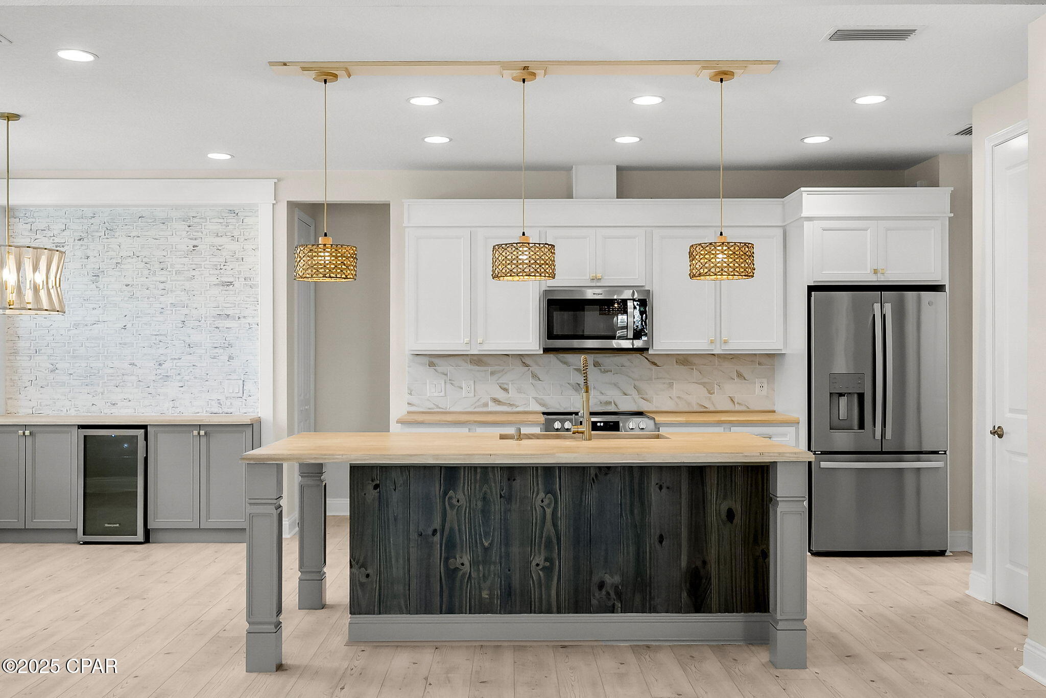 Image 8 For 8706 Sand Dollar Dr Drive