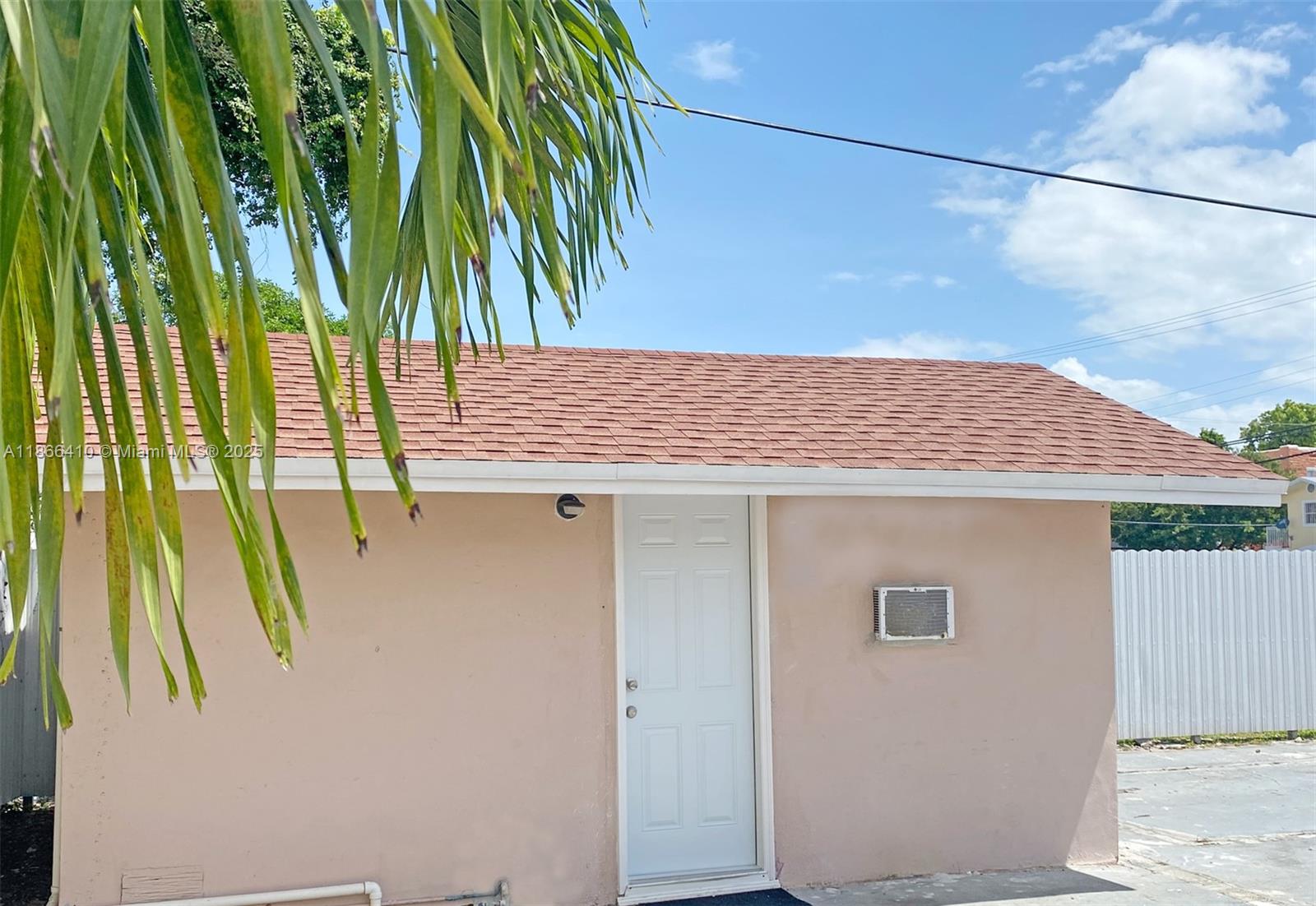 Property photo # 0