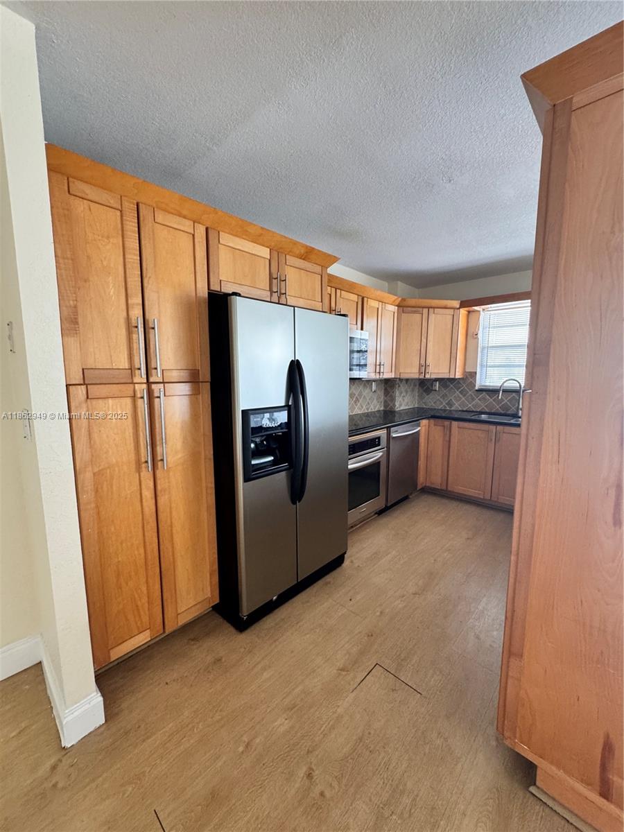 Property photo # 6