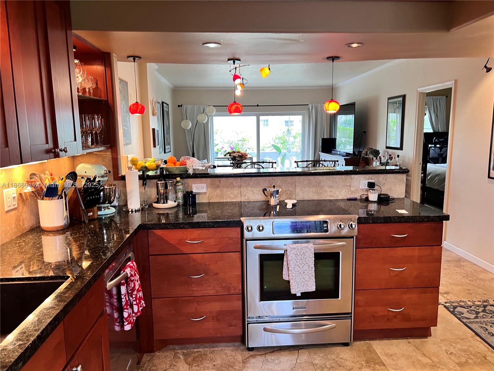 Property photo # 6