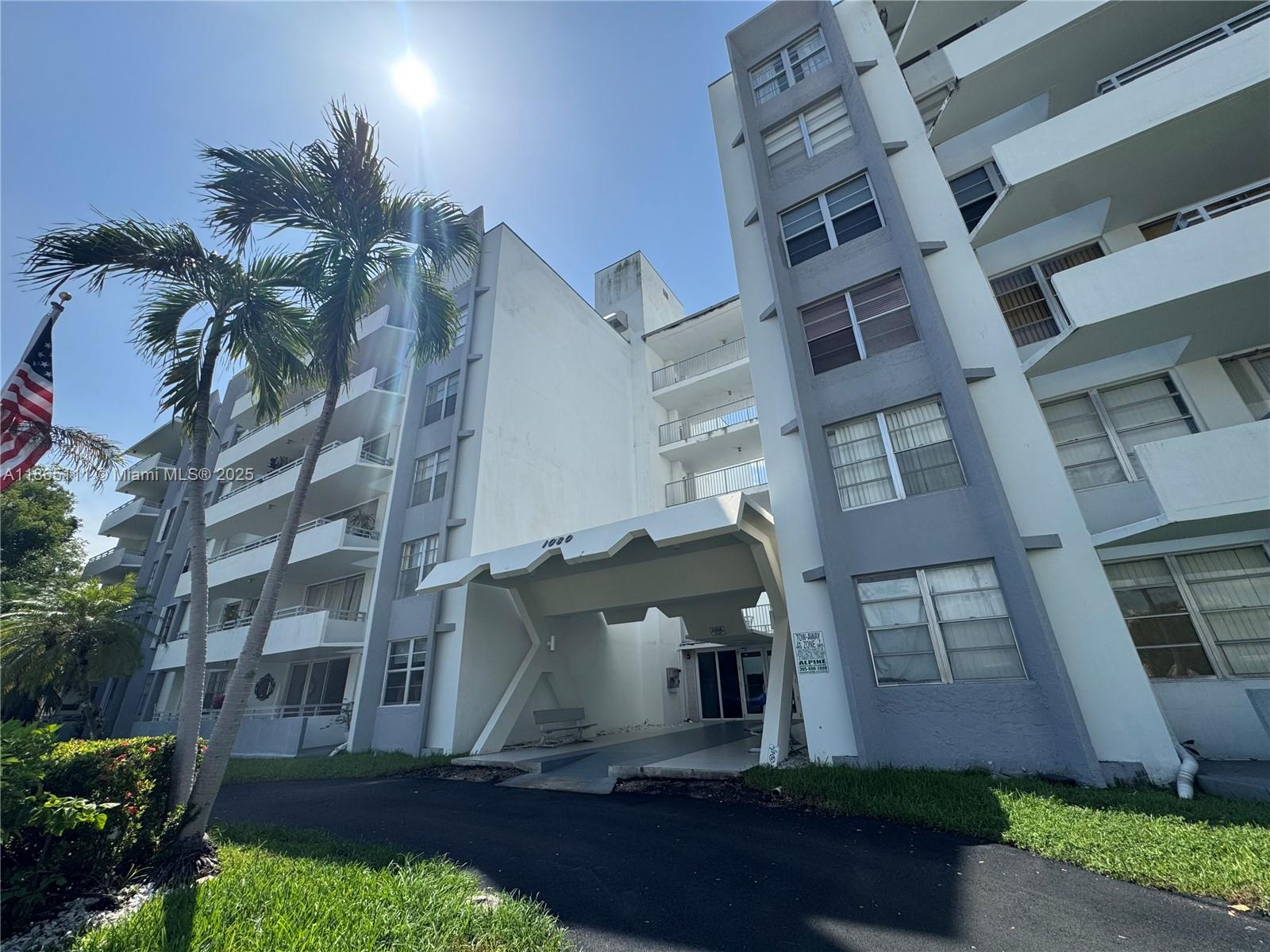 Property photo # 0