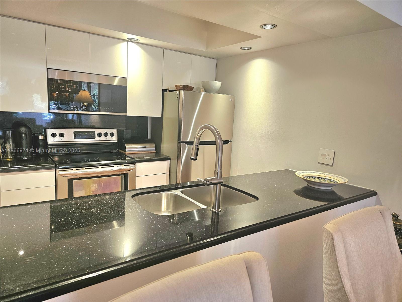Property photo # 8