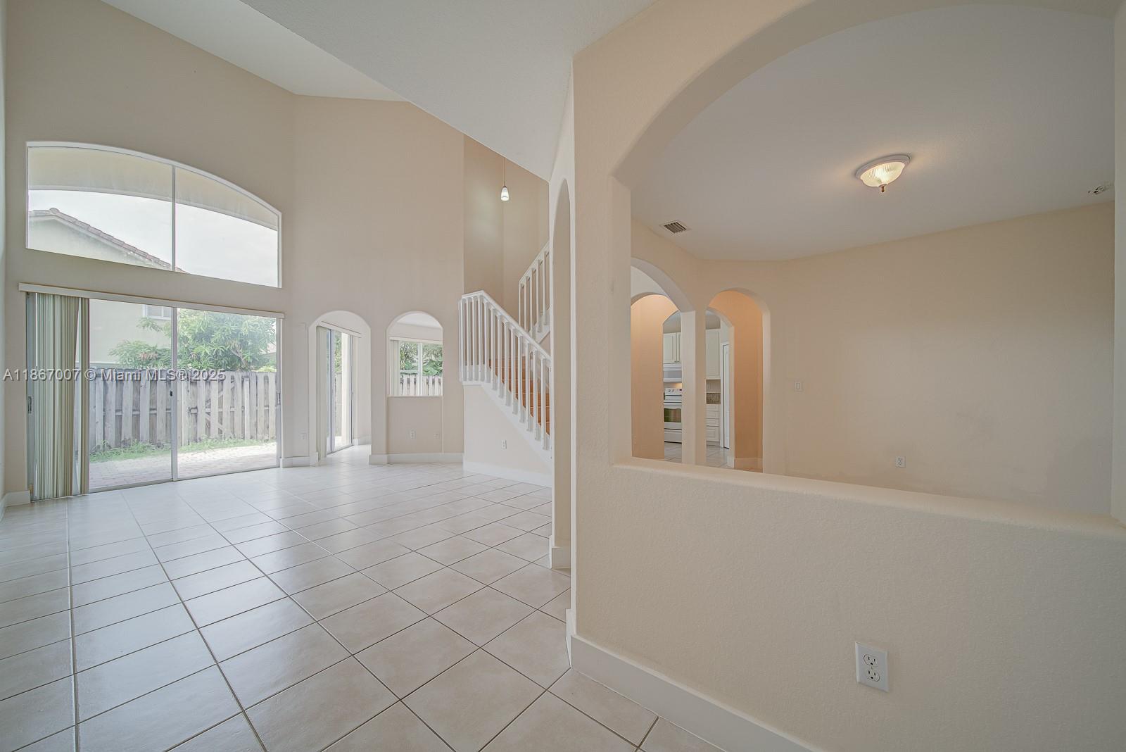Property photo # 6