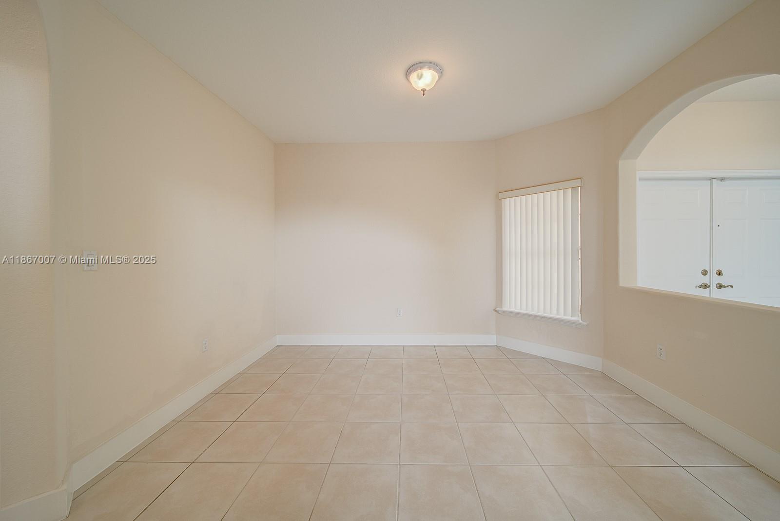 Property photo # 9