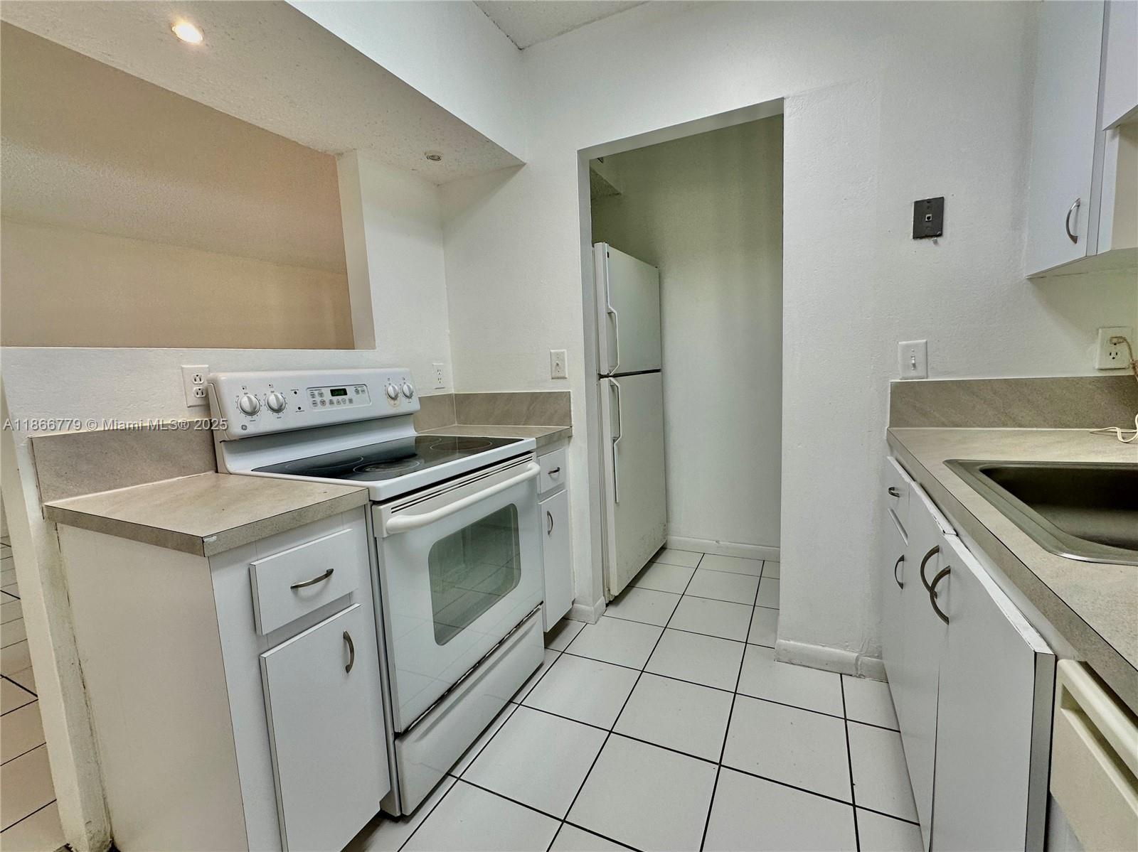 Property photo # 9