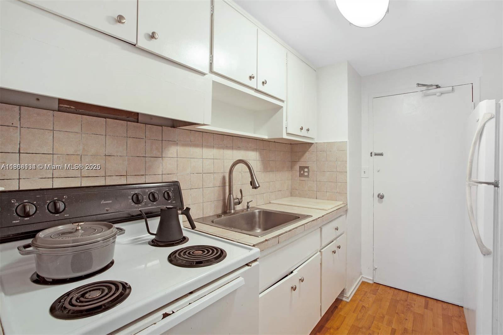 Property photo # 8