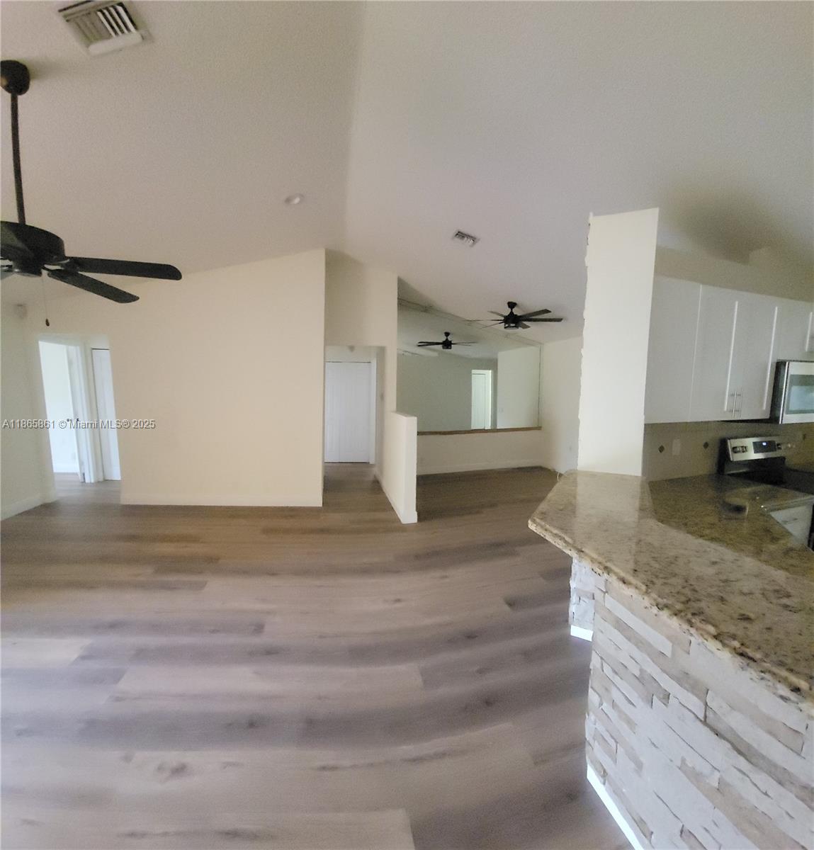 Property photo # 6